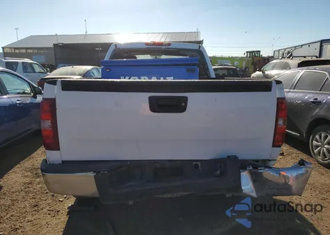 2010 Chevrolet Silverado C1500 z USA, uszkodzony, nr VIN 1GCPCPEXXAZ297120